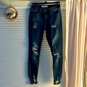 Size 3 KanCan distressed skinny jeans Medium Wash